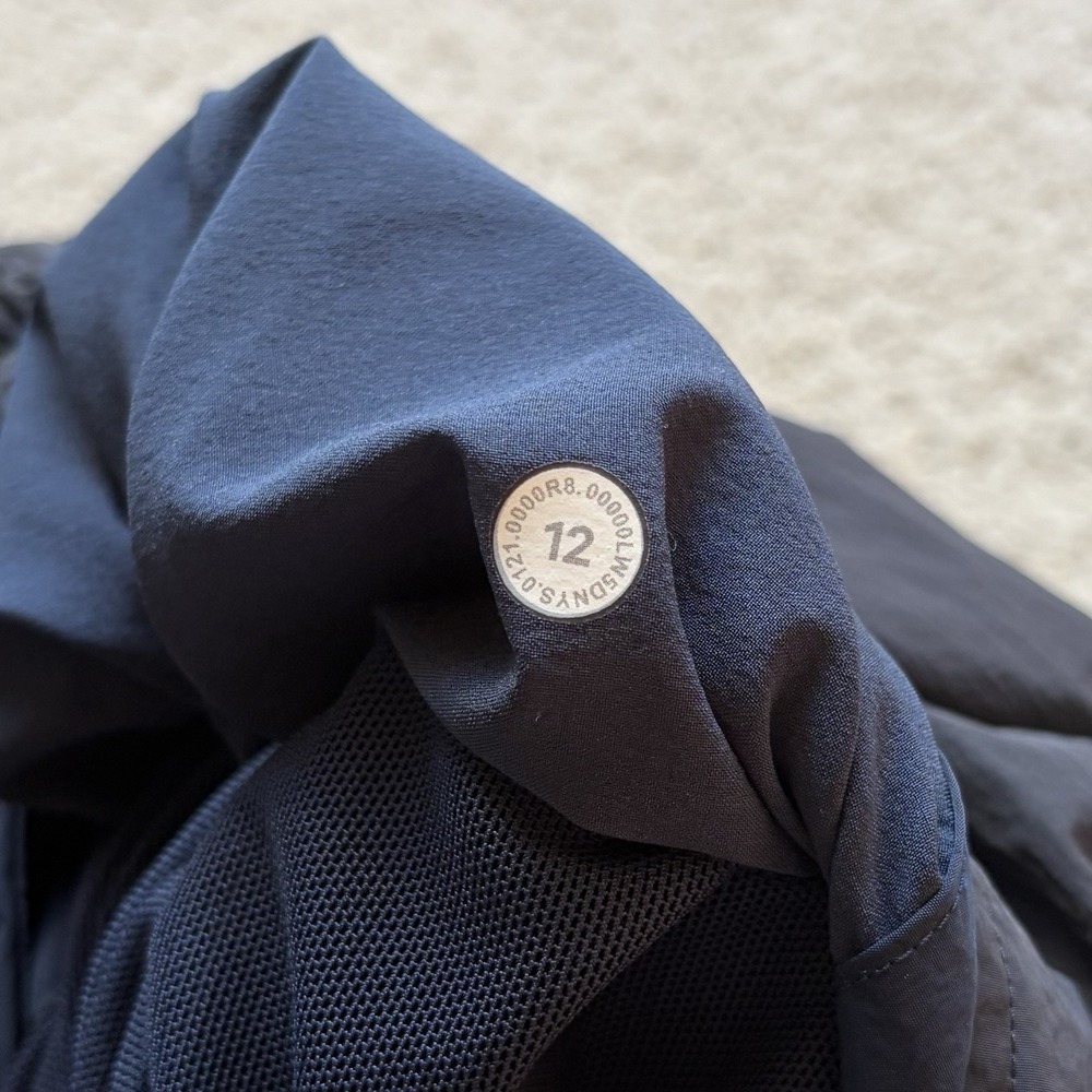 Lululemon Evergreen Track Pants Size 12 Black Navy LW5DNYS - Picture 8 of 12